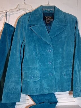 Beautiful Genuine Leather Terry Lewis Classic Luxuries Pant Suit
